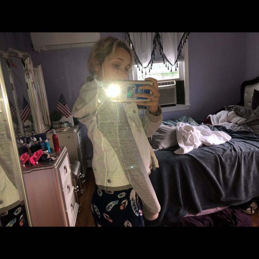 Jean jacket - Picture 2 of 4